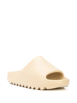 Yeezy slides Bone Beige