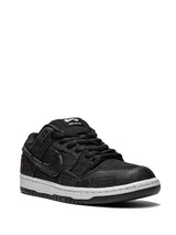 Dunk SB Low Wasted Youth