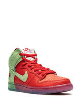 Dunk SB Strawberry