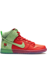 Dunk SB Strawberry